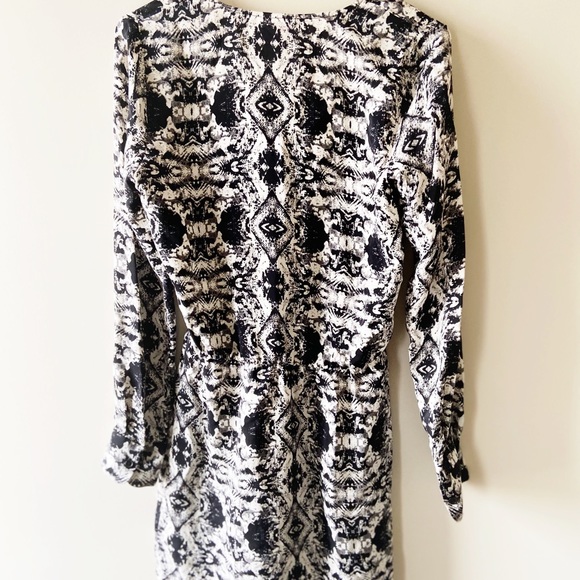 Parker Wrap long sleeve Dress black and white silk - Picture 3 of 8